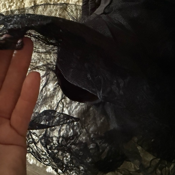 Chic Black Tulle Mini Skirt - Picture 3 of 3